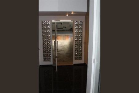 Casa à venda com 4 quartos, 650m² em Bosque da Saúde, São Paulo