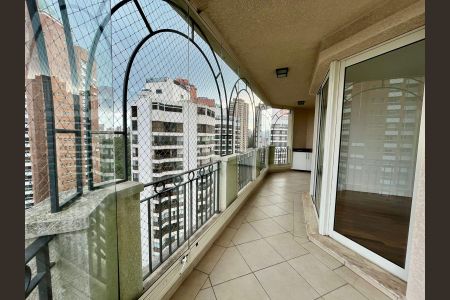 Apartamento à venda com 260m², 4 quartos e 4 vagasSacada