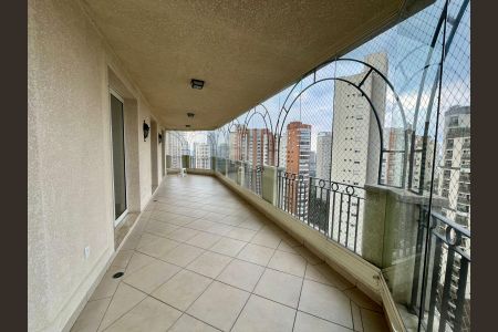 Apartamento à venda com 260m², 4 quartos e 4 vagasSacada