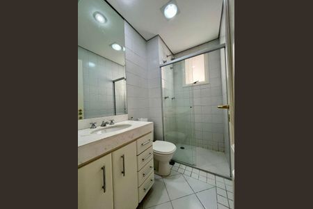 Apartamento à venda com 260m², 4 quartos e 4 vagasBanheiro