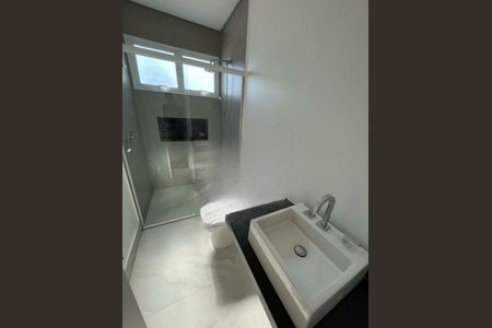 Casa à venda com 125m², 3 quartos e 3 vagas