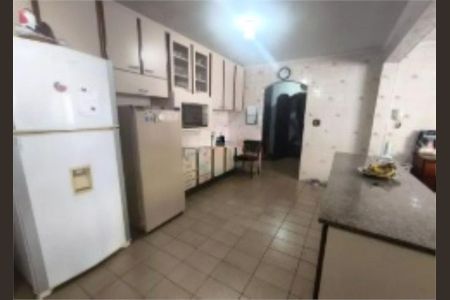 Casa à venda com 289m², 3 quartos e 2 vagas