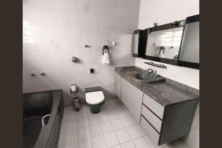 Casa à venda com 289m², 3 quartos e 2 vagas