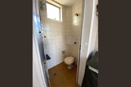 Casa à venda com 3 quartos, 180m² em Vila Monumento, São Paulo