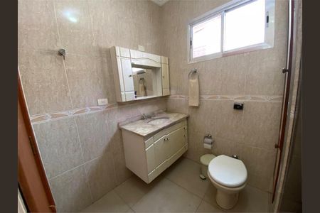 Casa à venda com 3 quartos, 180m² em Vila Monumento, São Paulo