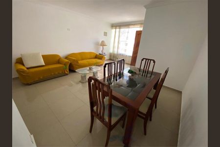 Casa à venda com 3 quartos, 180m² em Vila Monumento, São Paulo