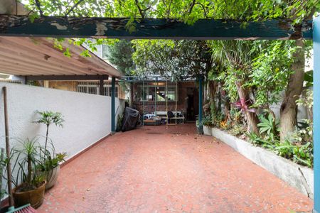 Casa à venda com 250m², 3 quartos e 2 vagasGaragem