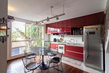 Casa à venda com 250m², 3 quartos e 2 vagasCozinha