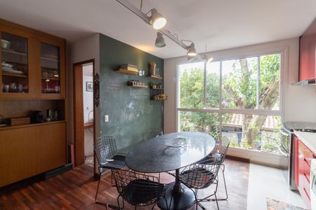 Casa à venda com 250m², 3 quartos e 2 vagasCozinha