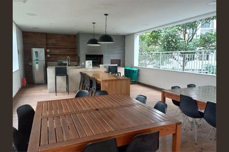 Apartamento à venda com 2 quartos, 60m² em Jardim Umuarama, São Paulo