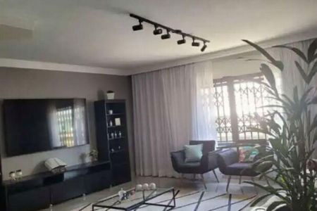 Casa à venda com 3 quartos, 191m² em Vila Regente Feijó, São Paulo
