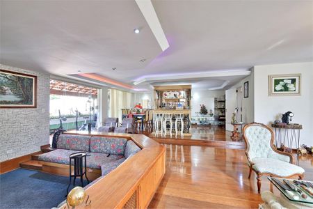 Casa à venda com 5 quartos, 529m² em Santo amaro, São Paulo