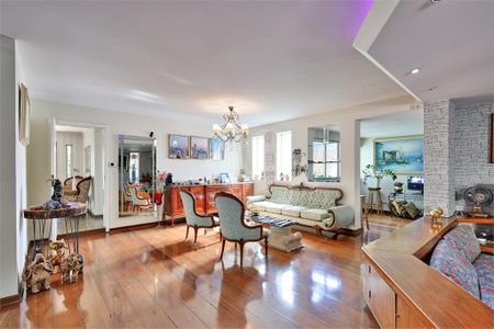 Casa à venda com 5 quartos, 529m² em Santo amaro, São Paulo
