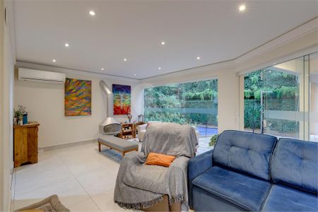 Casa à venda com 4 quartos, 415m² em Jardim dos Estados, São Paulo