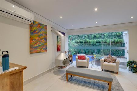 Casa à venda com 4 quartos, 415m² em Jardim dos Estados, São Paulo