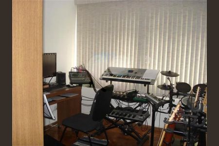 Apartamento à venda com 70m², 2 quartos e 1 vaga