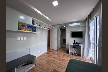 Casa de condomínio à venda com 300m², 5 quartos e 2 vagas Casa de condomínio à venda com 300m², 5 quartos e 2 vagasSuíte 3