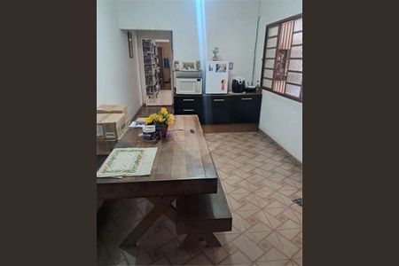 Casa à venda com 2 quartos, 154m² em Parque Luis Mucciolo, São Paulo