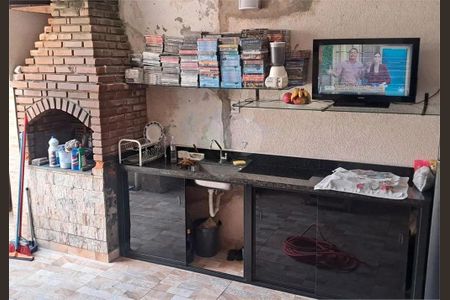 Casa à venda com 2 quartos, 154m² em Parque Luis Mucciolo, São Paulo