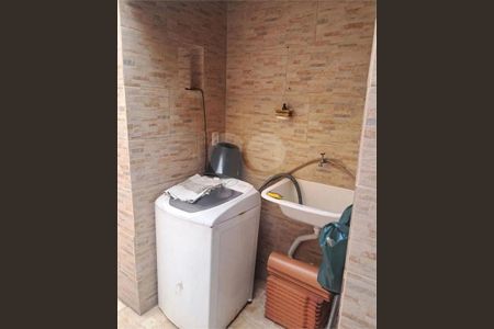 Casa à venda com 154m², 2 quartos e 2 vagas