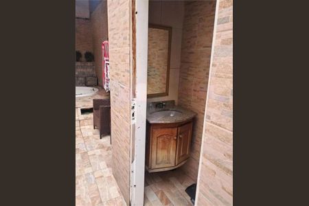 Casa à venda com 2 quartos, 154m² em Parque Luis Mucciolo, São Paulo