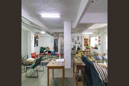 Apartamento à venda com 62m², 2 quartos e 1 vaga