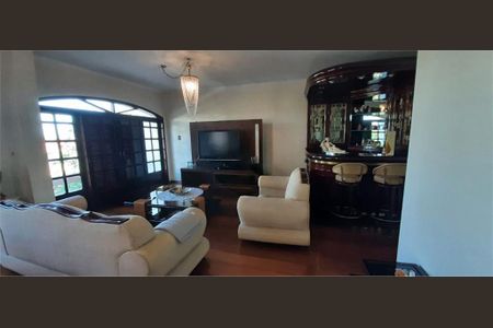 Casa à venda com 4 quartos, 560m² em Jardim Sao Caetano, São Caetano do Sul