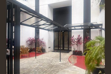 Apartamento à venda com 37m², 1 quarto e 1 vaga