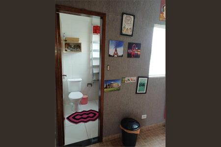 Casa à venda com 3 quartos, 141m² em Vila Carlos de Campos, São Paulo