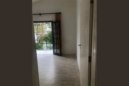 Casa à venda com 3 quartos, 318m² em Jardim Vitoria Regia (Zona Oeste), São Paulo