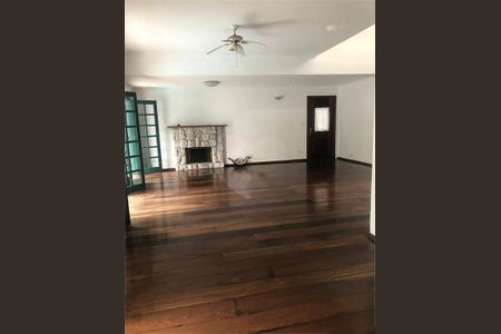 Casa à venda com 3 quartos, 318m² em Jardim Vitoria Regia (Zona Oeste), São Paulo