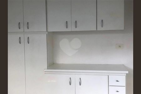 Casa à venda com 3 quartos, 318m² em Jardim Vitoria Regia (Zona Oeste), São Paulo