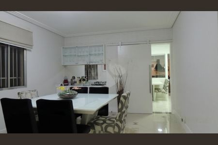Casa à venda com 3 quartos, 172m² em Jardim Campo Grande, São Paulo