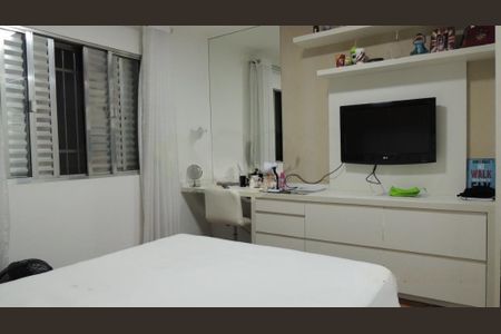 Casa à venda com 3 quartos, 172m² em Jardim Campo Grande, São Paulo