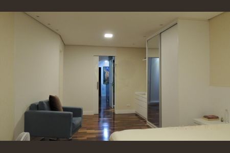 Casa à venda com 3 quartos, 172m² em Jardim Campo Grande, São Paulo