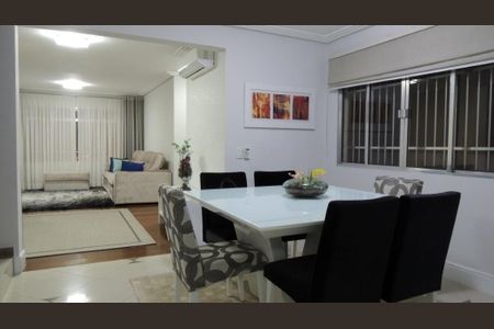 Casa à venda com 3 quartos, 172m² em Jardim Campo Grande, São Paulo