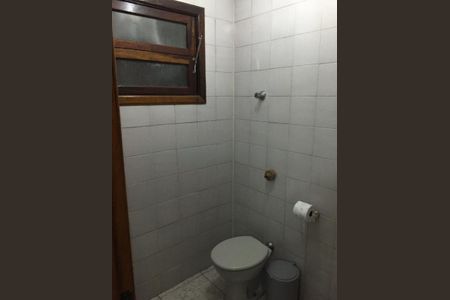 Casa à venda com 4 quartos, 256m² em Vila Santa Virginia, São Paulo