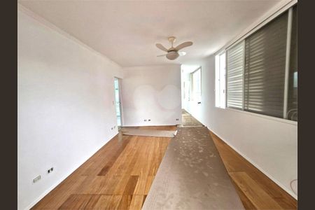 Casa à venda com 4 quartos, 344m² em Granja Julieta, São Paulo