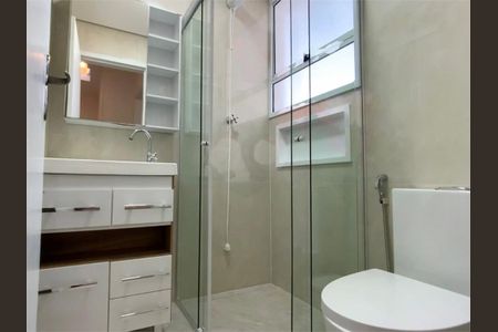 Casa à venda com 3 quartos, 120m² em Jardim Cordeiro, São Paulo