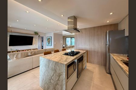 Apartamento à venda com 120m², 3 quartos e 2 vagasCozinha 