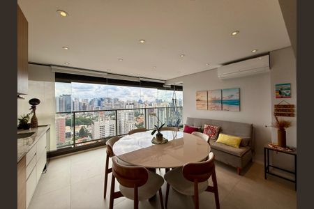 Apartamento à venda com 120m², 3 quartos e 2 vagasVaranda 