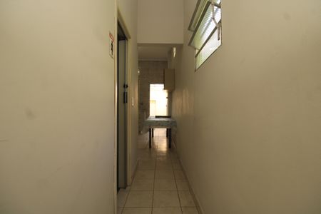 Corredor de casa para alugar com 1 quarto, 100m² em Ipiranga, São Paulo