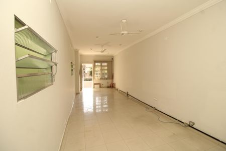 Casa para alugar com 100m², 1 quarto e sem vagaSala