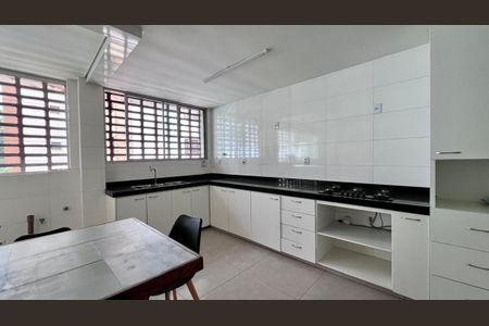 Apartamento à venda com 350m², 4 quartos e 3 vagascozinha