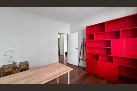 Apartamento à venda com 350m², 4 quartos e 3 vagasEscritório