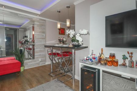 Sala de apartamento à venda com 3 quartos, 69m² em Humaitá, Porto Alegre