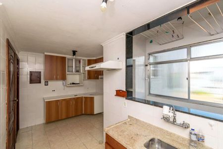 Apartamento para alugar com 84m², 2 quartos e 1 vaga Apartamento para alugar com 84m², 2 quartos e 1 vagaCozinha