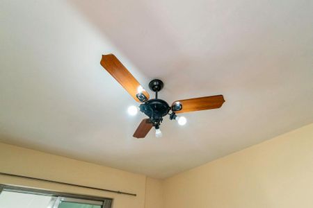 Apartamento para alugar com 84m², 2 quartos e 1 vaga Apartamento para alugar com 84m², 2 quartos e 1 vagaSala