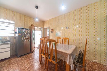 Casa para alugar com 120m², 3 quartos e 2 vagasCopa e Cozinha 