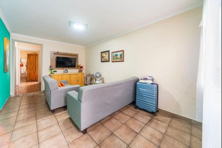 Casa para alugar com 120m², 3 quartos e 2 vagasSala